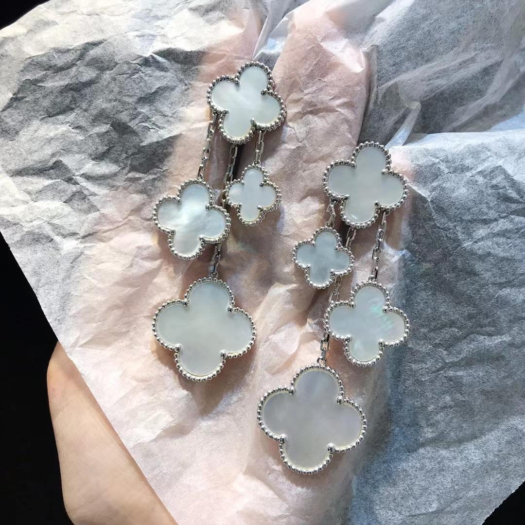 [AuraEcho Jewelry]CLOVER EARRINGS WHITE MOP 4 MOTIFS SILVER