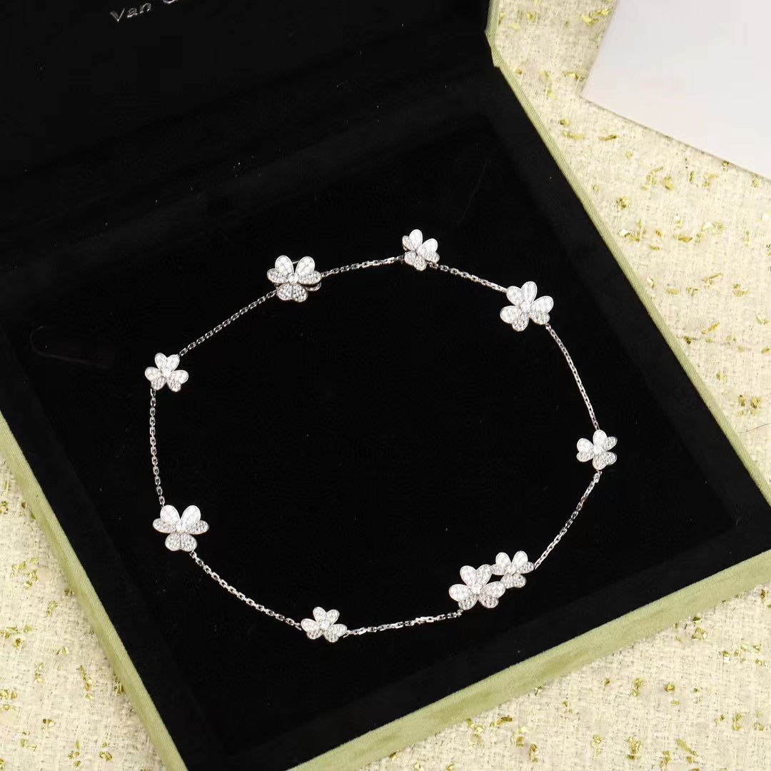[AuraEcho Jewelry]FRIVOLE SILVER 9 FLOWERS NECKLACE