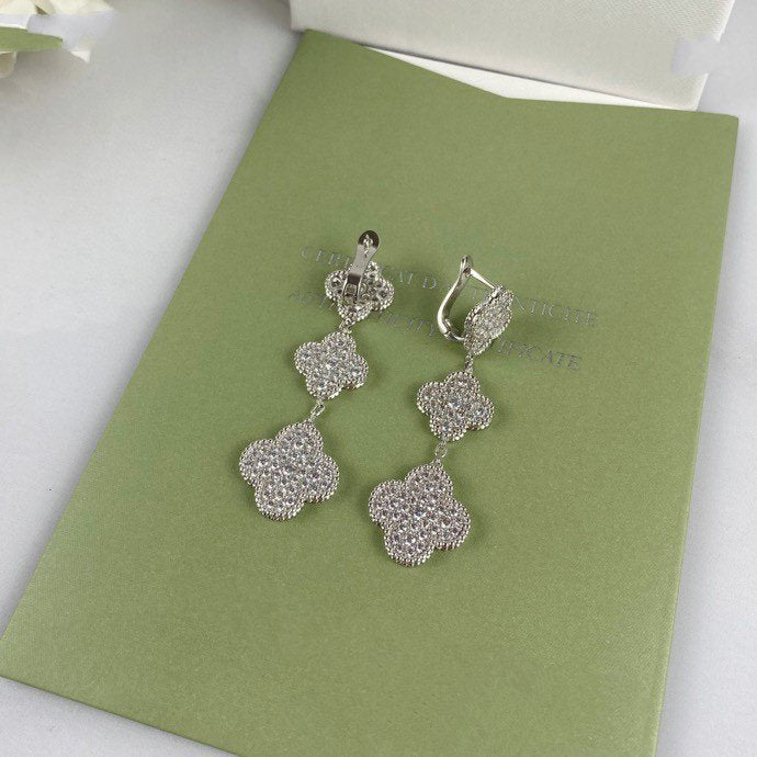 [AuraEcho Jewelry]CLOVER 3 MOTIF DIAMOND SILVER DROP EARRINGS