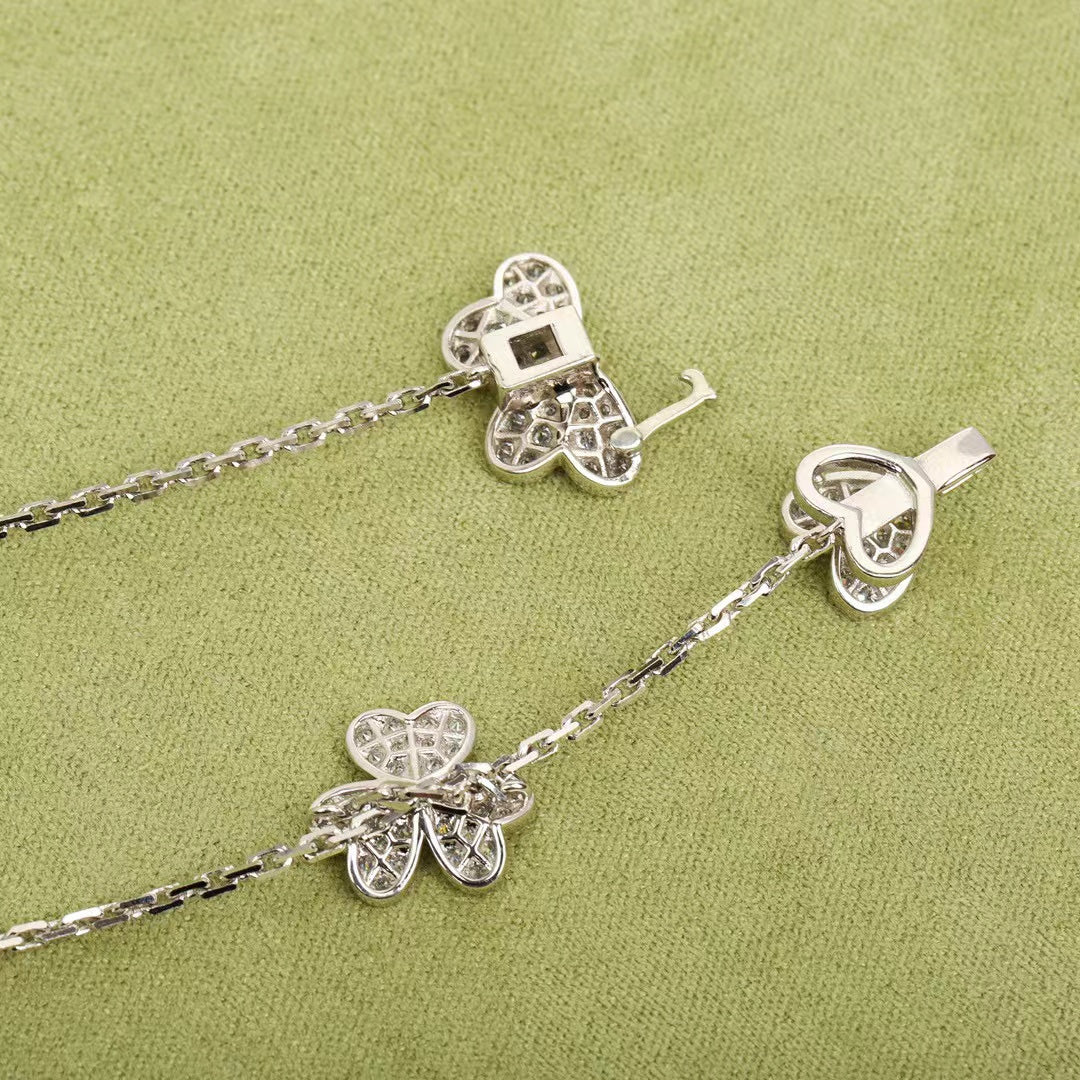 [AuraEcho Jewelry]FRIVOLE SILVER 9 FLOWERS NECKLACE