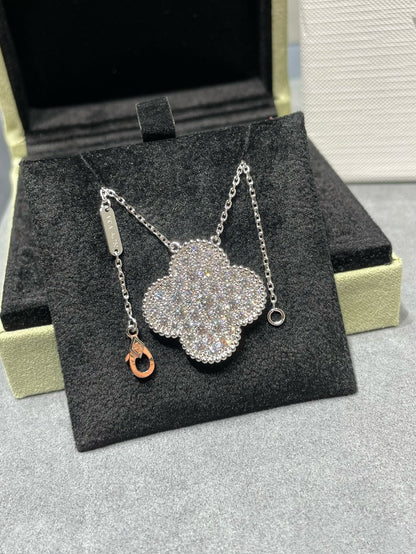 [AuraEcho Jewelry]CLOVER 25MM LARGE PENDANT DIAMOND PAVED SILVER NECKLACE