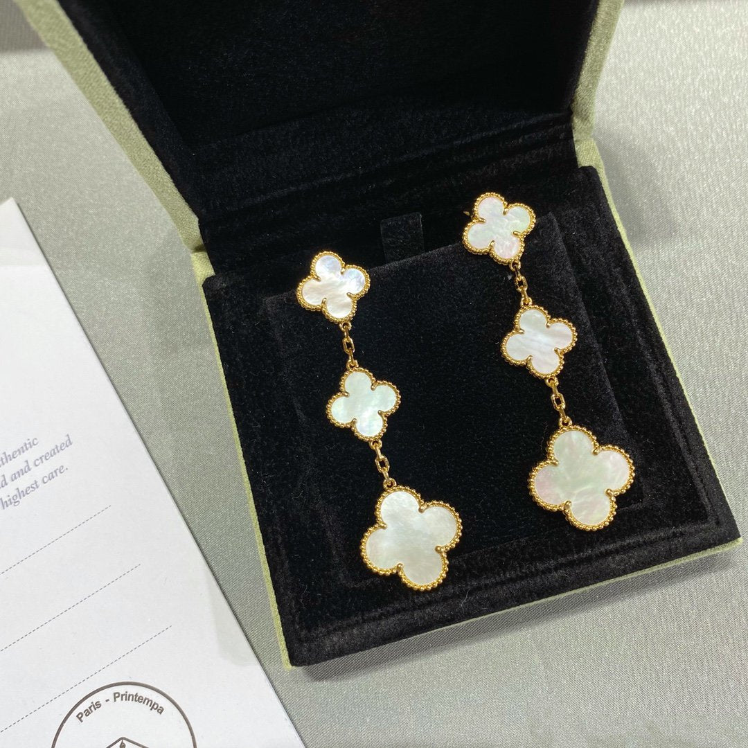 [AuraEcho Jewelry]CLOVER MOP 3 MOTIFS GOLD EARRINGS