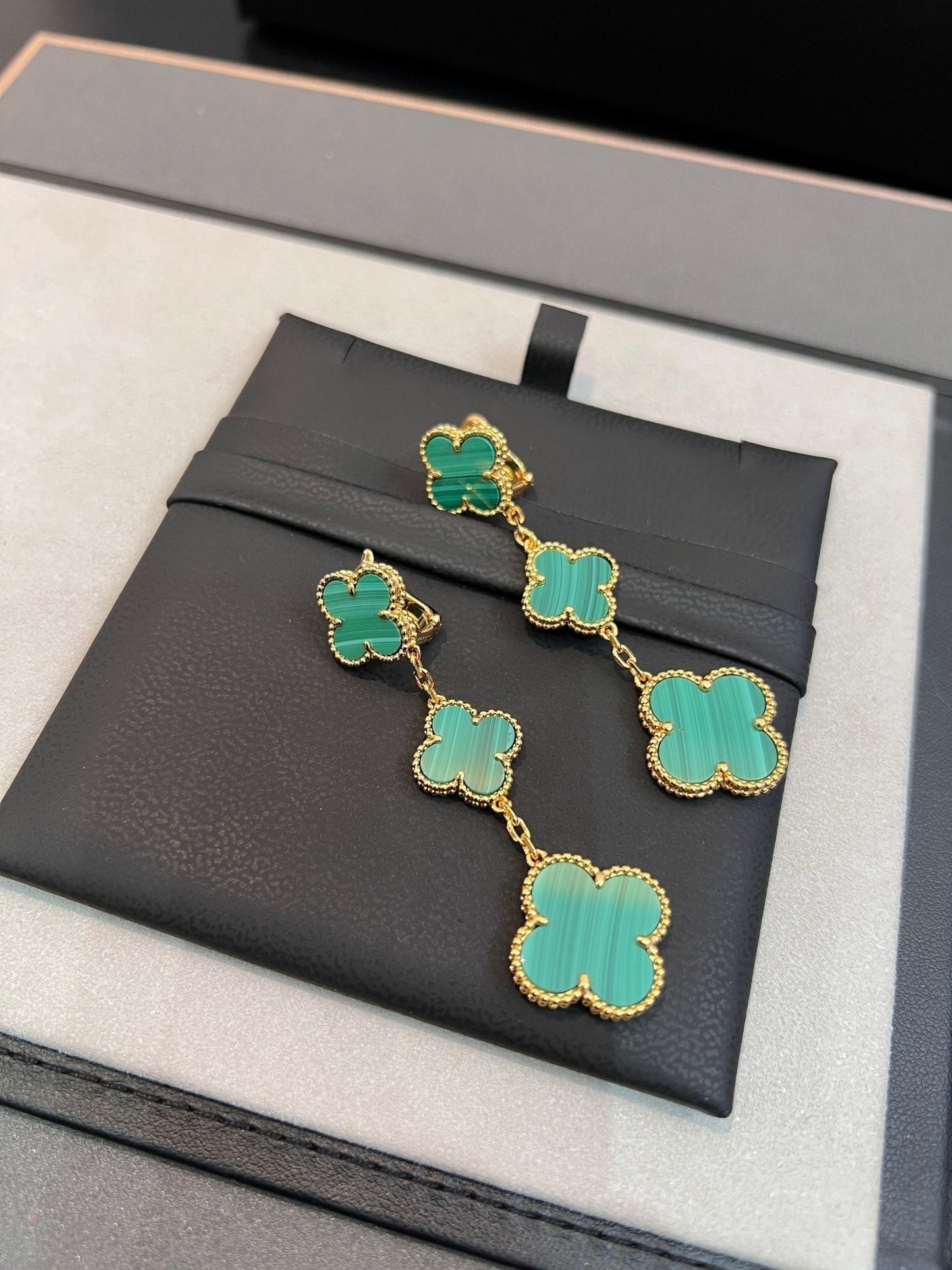 [AuraEcho Jewelry]CLOVER MALACHITE 3 MOTIFS GOLD