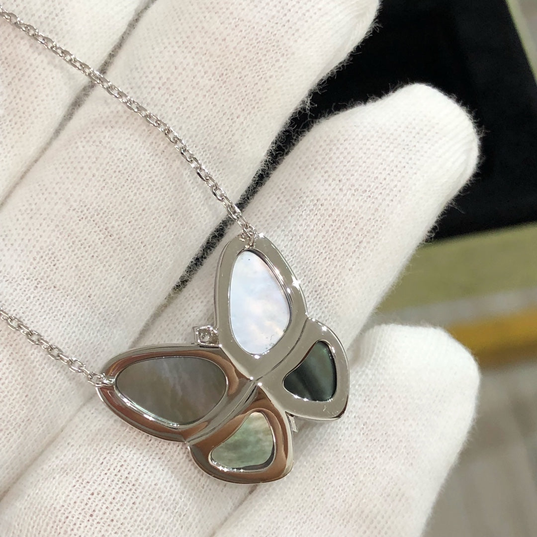 [AuraEcho Jewelry]LARGE BUTTERFLY SILVER PENDANT DIAMOND NECKLACE