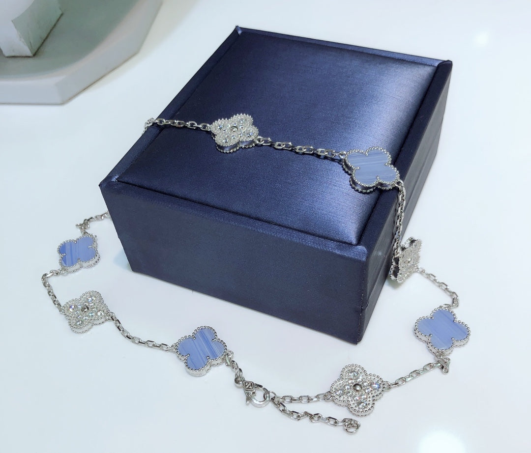 [AuraEcho Jewelry]CLOVER 10 MOTIFS CHALCEDONY DIAMONDS SILVER NECKLACE