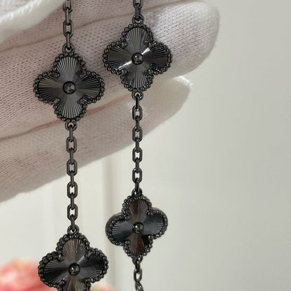 [AuraEcho Jewelry]CLOVER 5 MOTIF BLACK BRACELET