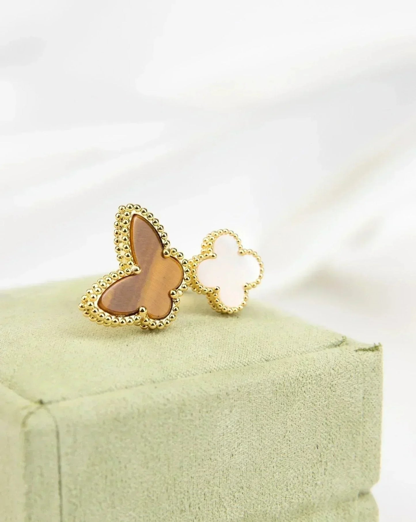 [AuraEcho Jewelry]LUCKY BETWEEN THE FINGER RING