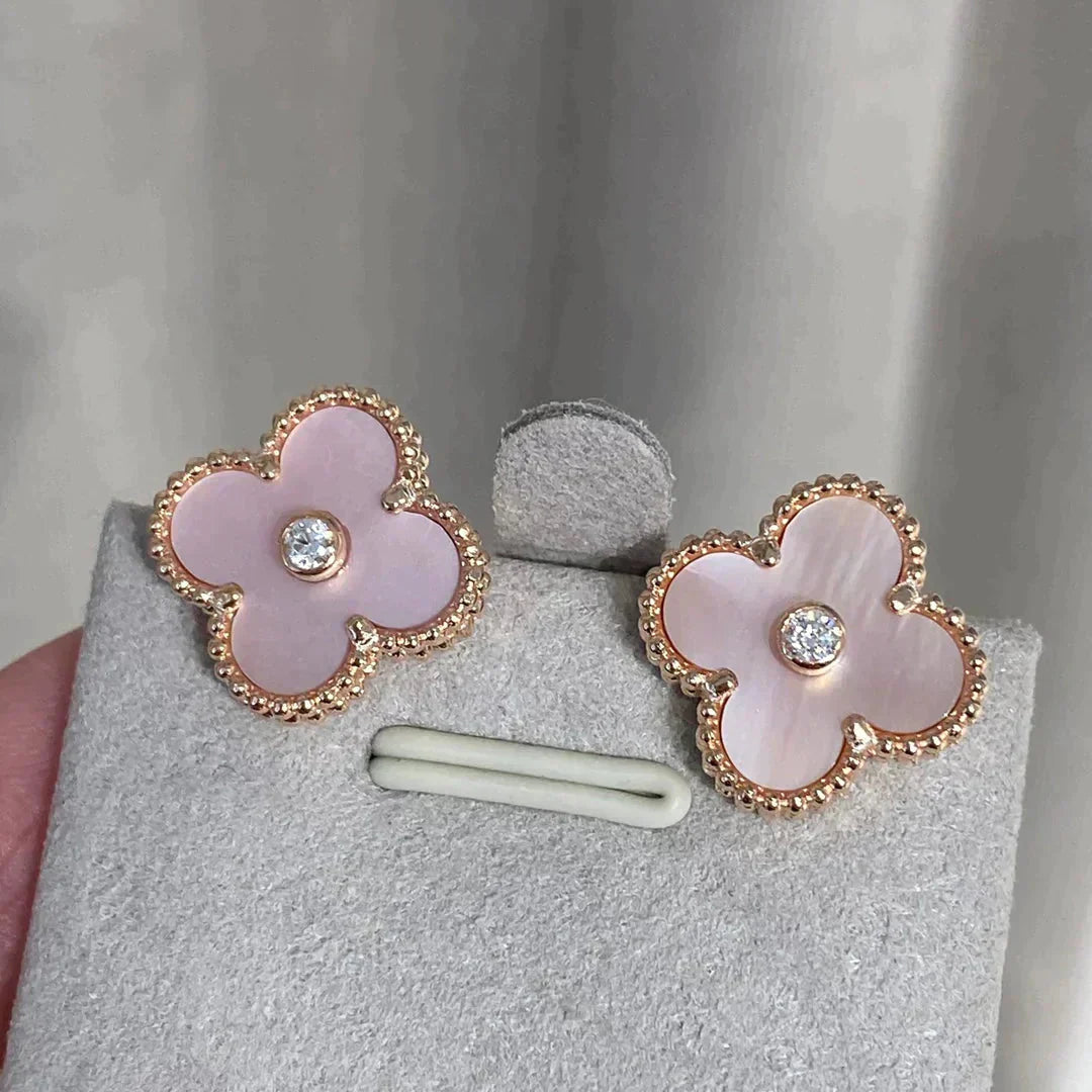 [AuraEcho Jewelry]CLOVER MEDIUM 1 MOTIFS  PINK MOP DIAMOND EARRINGS