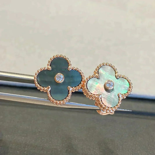 [AuraEcho Jewelry]CLOVER MEDIUM 1 MOTIFS GRAY MOP  DIAMOND EARRINGS