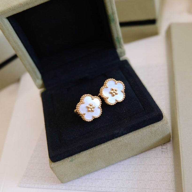 [AuraEcho Jewelry]LUCKY PINK GOLD WHITE MOP EARRINGS