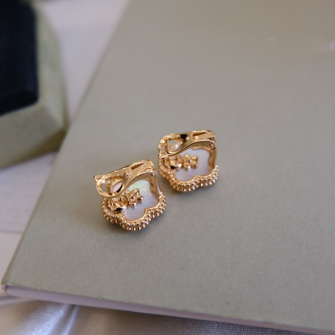 [AuraEcho Jewelry]LUCKY PINK GOLD WHITE MOP EARRINGS