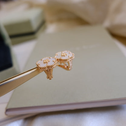 [AuraEcho Jewelry]LUCKY PINK GOLD WHITE MOP EARRINGS