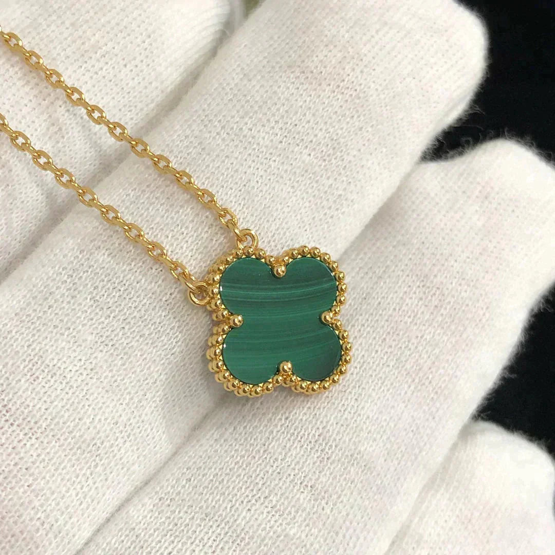 [AuraEcho Jewelry]CLOVER 15MM MALACHITE SINGLE FLOWER  NECKLACE