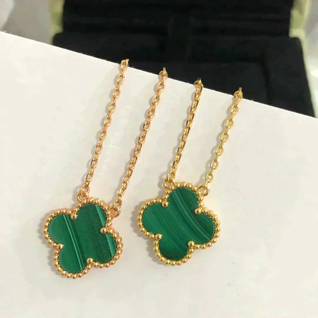 [AuraEcho Jewelry]CLOVER 15MM MALACHITE SINGLE FLOWER  NECKLACE