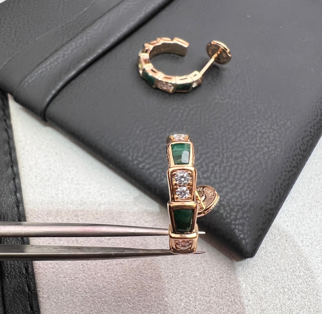 [AuraEcho Jewelry]SERPENTI MALACHITE PINK GOLD EARRINGS