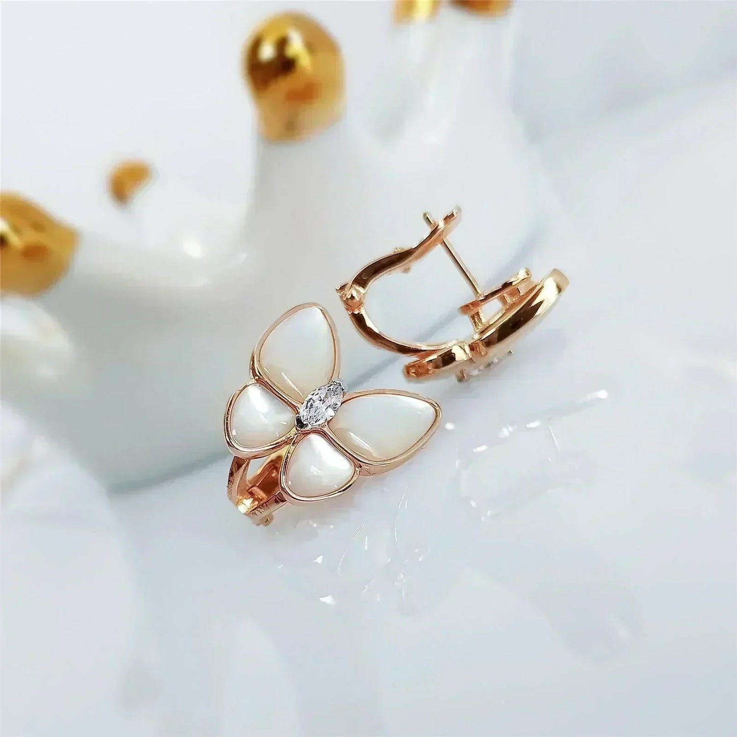 [AuraEcho Jewelry]BUTTERFLY MOP DIAMOND EARRINGS