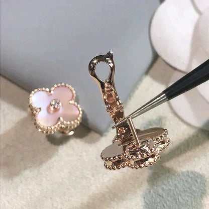 [AuraEcho Jewelry]CLOVER MEDIUM 1 MOTIFS  PINK MOP DIAMOND EARRINGS
