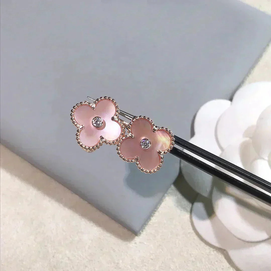 [AuraEcho Jewelry]CLOVER MEDIUM 1 MOTIFS  PINK MOP DIAMOND EARRINGS