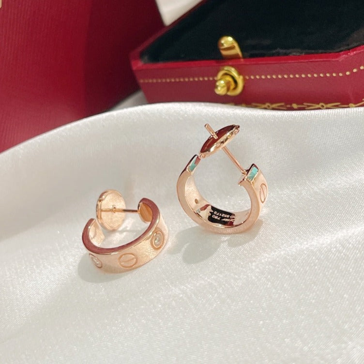[AuraEcho Jewelry]LOVE EARRINGS 5.7MM 2 DIAMONDS
