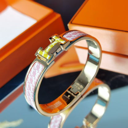 [AuraEcho Jewelry]H HORSE BRACELET 12MM