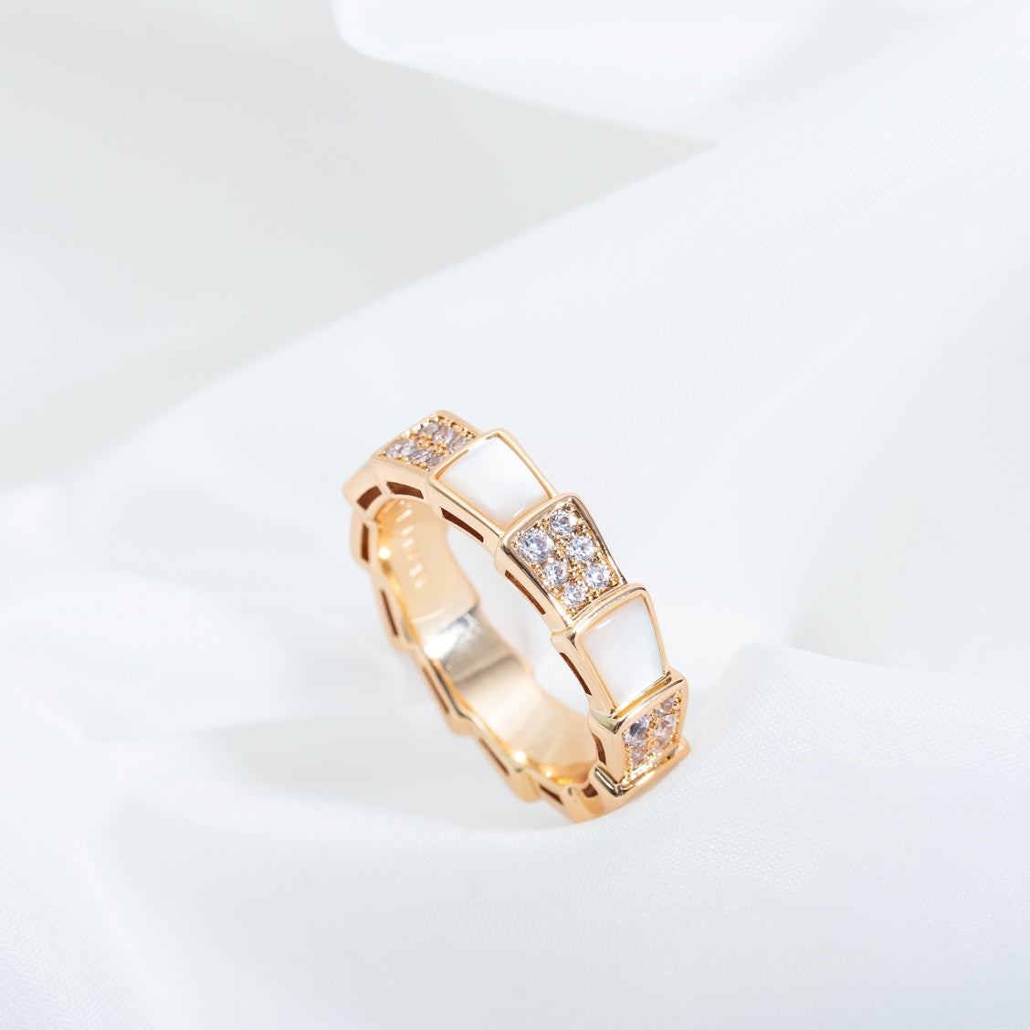 [AuraEcho Jewelry]SERPENTI RING PINK GOLD MOP DIAMOND PAVED 4MM