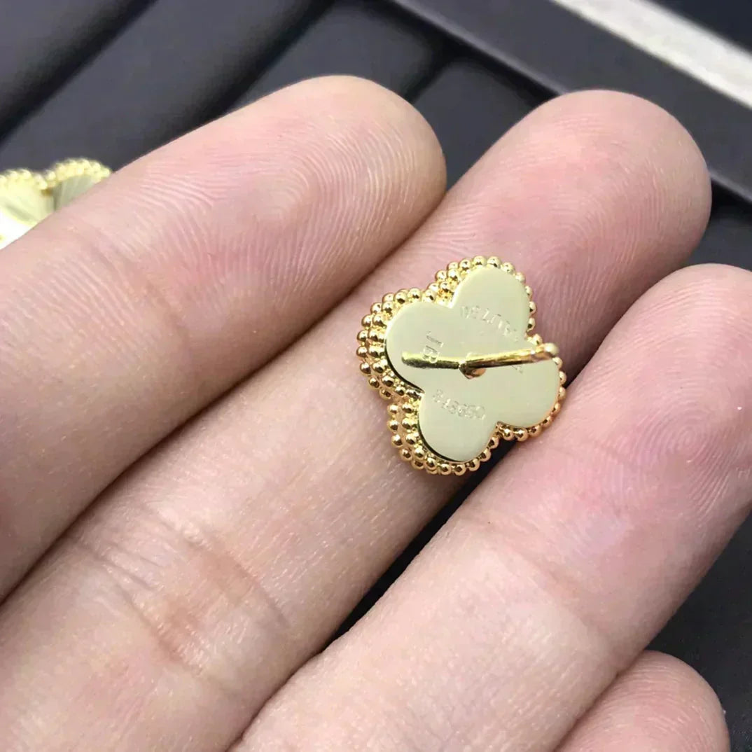 [AuraEcho Jewelry]CLOVER MINI 9.5MM LASER EARRINGS