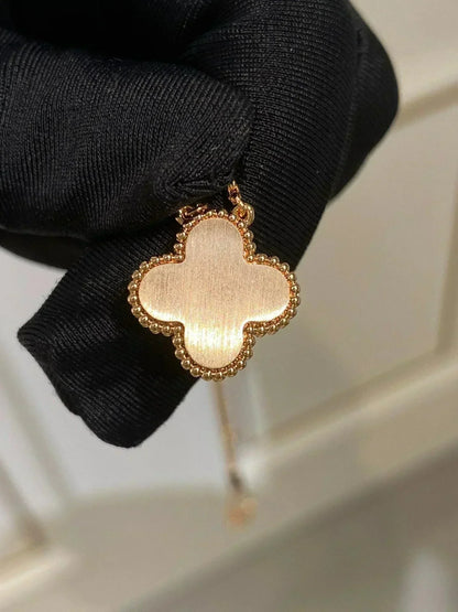 [AuraEcho Jewelry]CLOVER 15MM DIAMOND RHODONITE NECKLACE