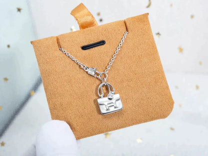 [AuraEcho Jewelry]AMULETTE PEDANT SILVER NECKLACE