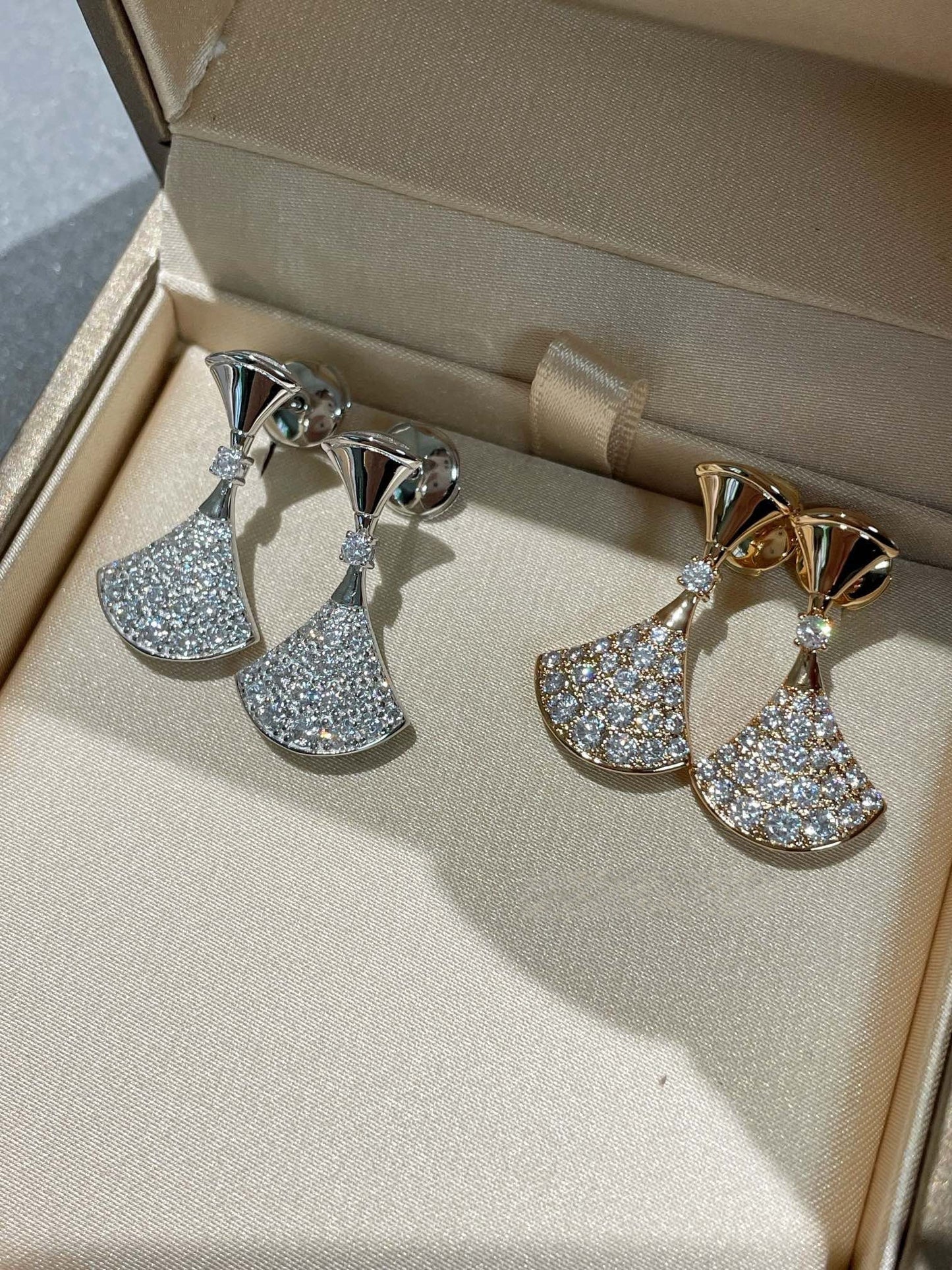 [AuraEcho Jewelry]DREAM EARRINGS DIAMOND