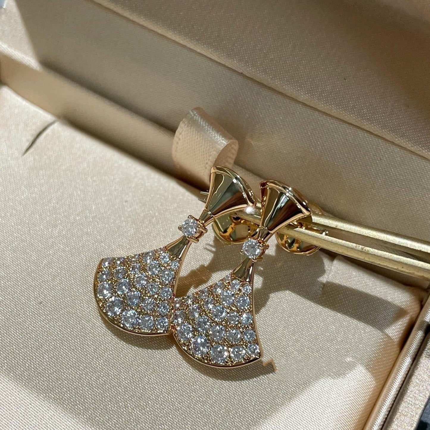 [AuraEcho Jewelry]DREAM EARRINGS DIAMOND