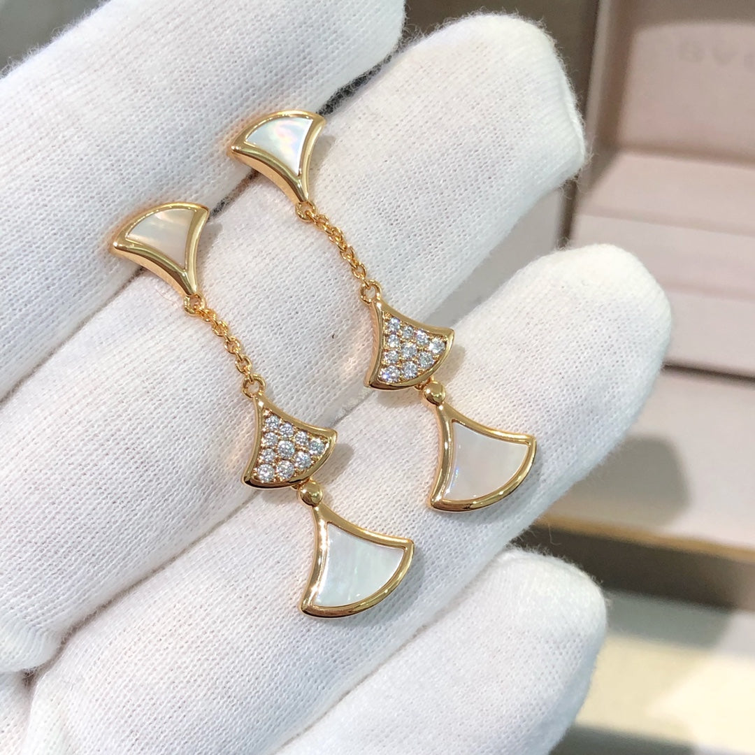 [AuraEcho Jewelry]DREAM EARRINGS 3 MOTIFS DIAMOND MOP PINK GOLD
