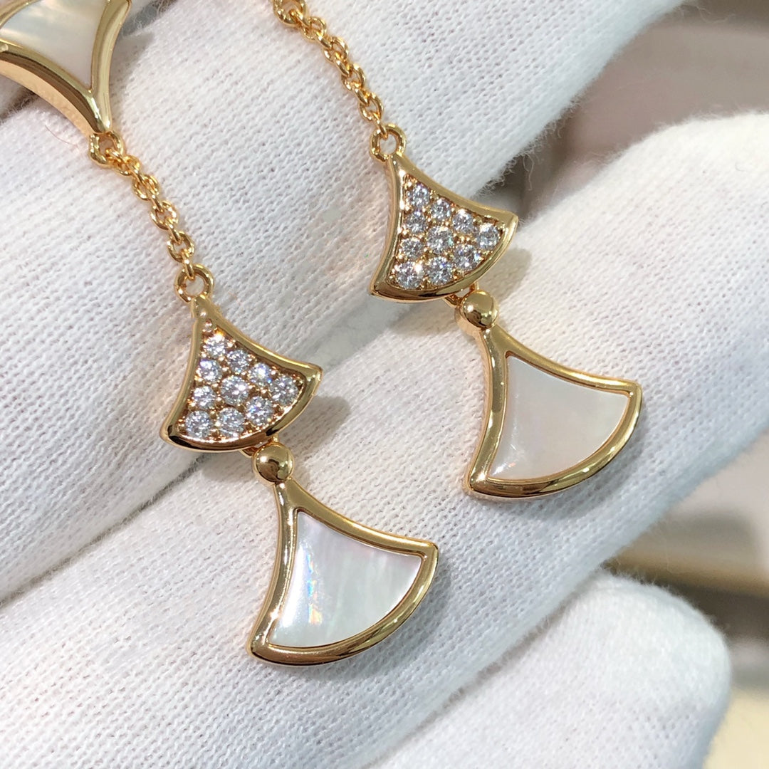 [AuraEcho Jewelry]DREAM EARRINGS 3 MOTIFS DIAMOND MOP PINK GOLD