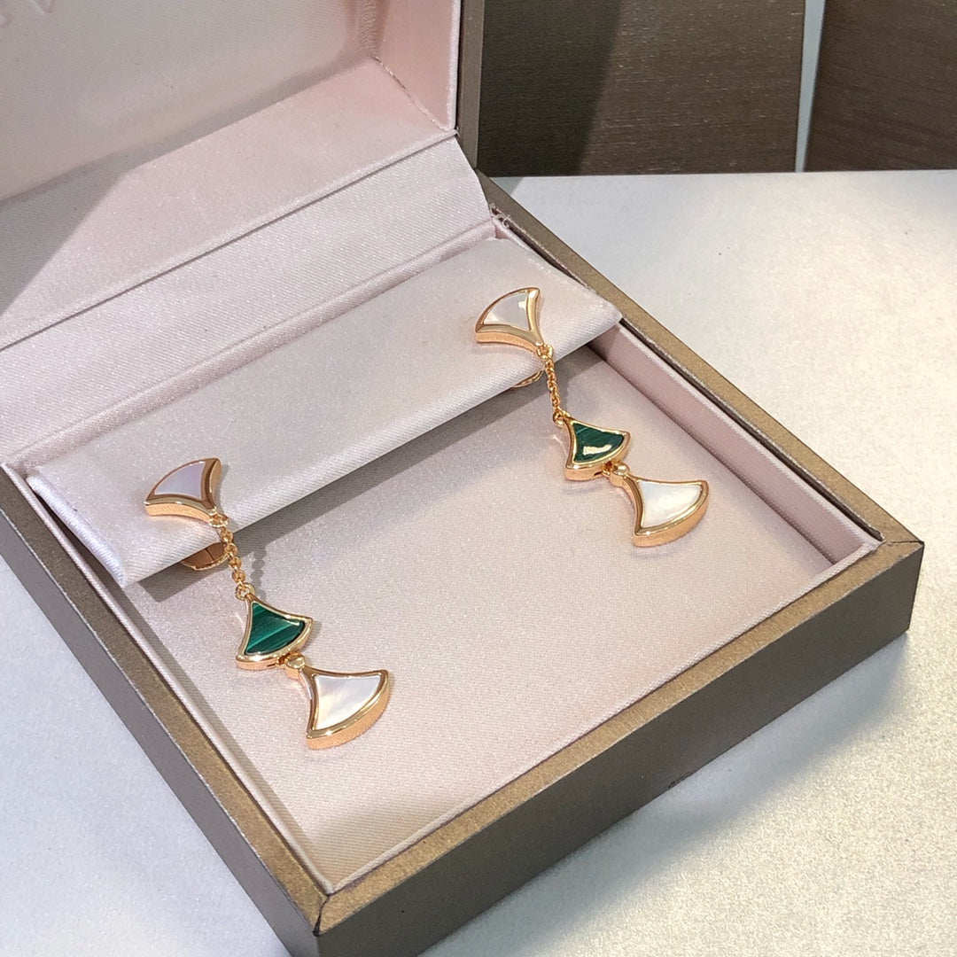 [AuraEcho Jewelry]DREAM EARRINGS 3 MOTIFS MALACHITE MOP PINK GOLD
