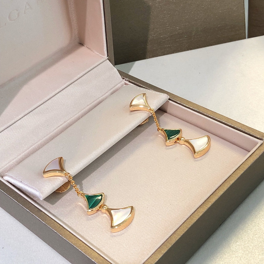 [AuraEcho Jewelry]DREAM EARRINGS 3 MOTIFS MALACHITE MOP PINK GOLD