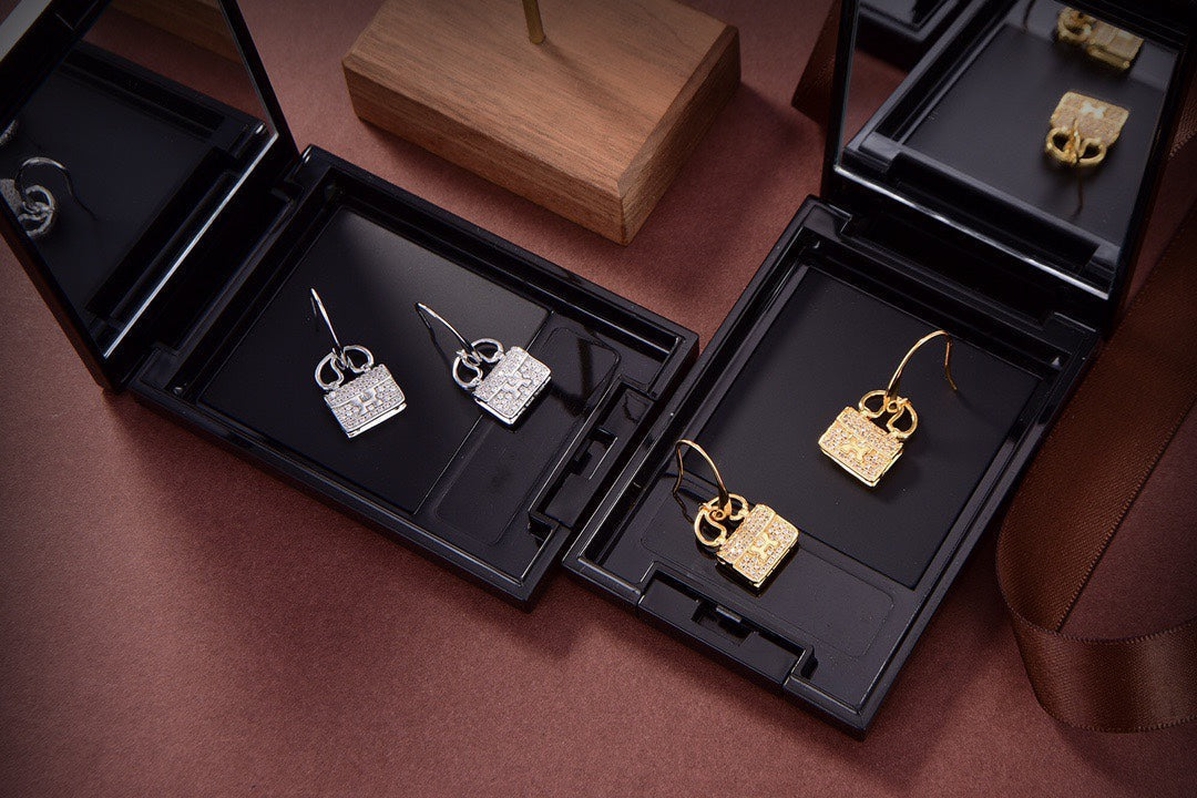 [AuraEcho Jewelry]KELLY DIAMOND EARRINGS