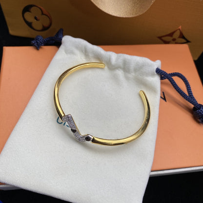 [AuraEcho Jewelry]VOLTE UPSITE DOWN DIAMOND GOLD OPEN BRACELET
