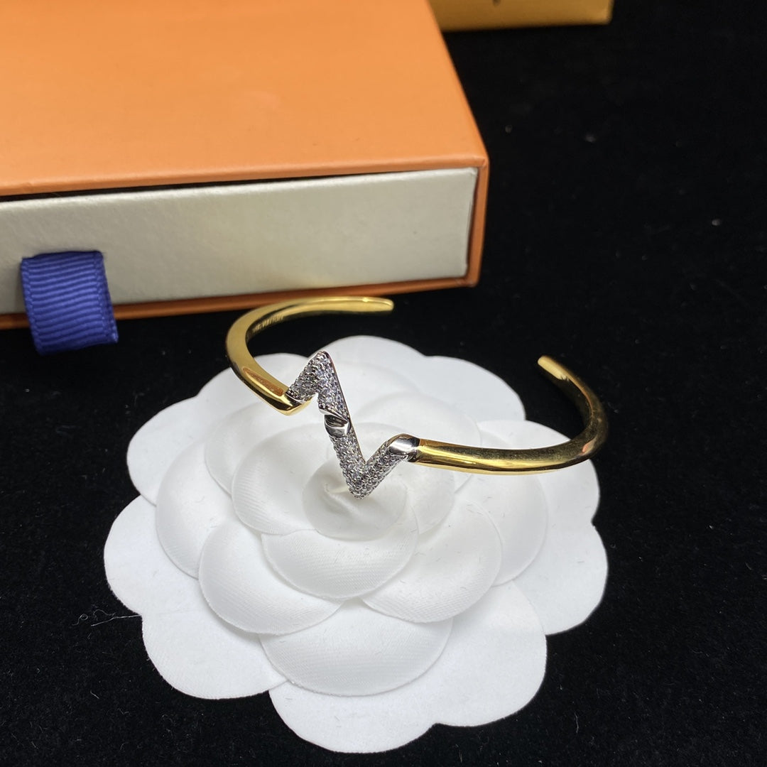 [AuraEcho Jewelry]VOLTE UPSITE DOWN DIAMOND GOLD OPEN BRACELET