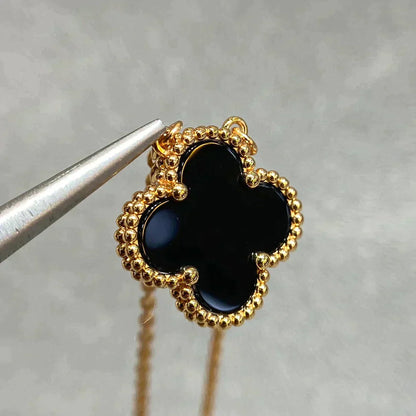[AuraEcho Jewelry]CLOVER 15MM BLACK ONYX SINGLE FLOWER NECKLACE