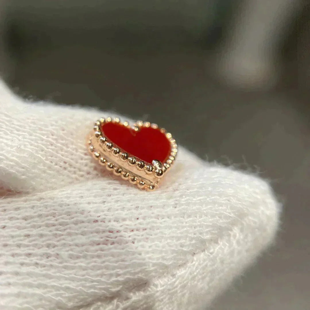 [AuraEcho Jewelry]HEART CARNELIAN STUD EARRINGS