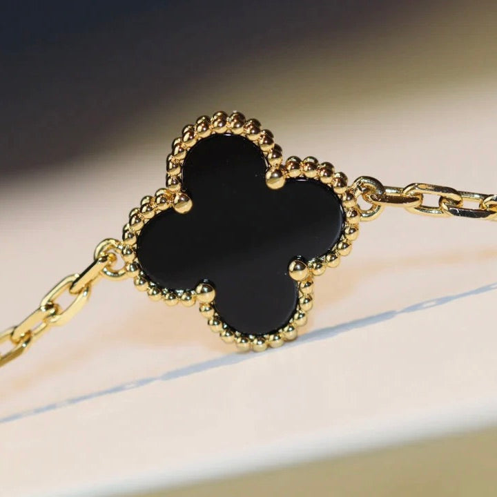 [AuraEcho Jewelry]CLOVER 20 MOTIFS ONYX NECKLACE