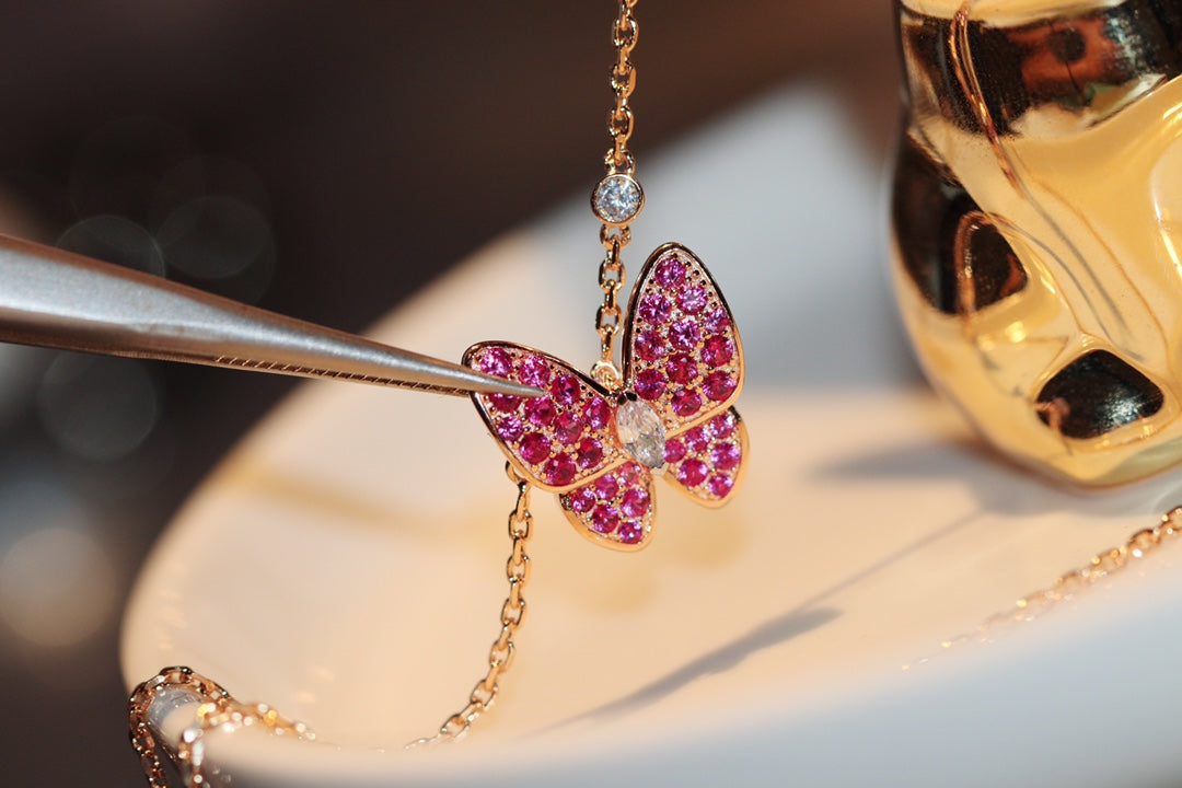 [AuraEcho Jewelry]BUTTERFLY RED DIAMOND ROSE GOLD NECKLACE