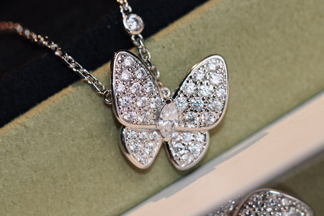 [AuraEcho Jewelry]BUTTERFLY DIAMOND NECKLACE