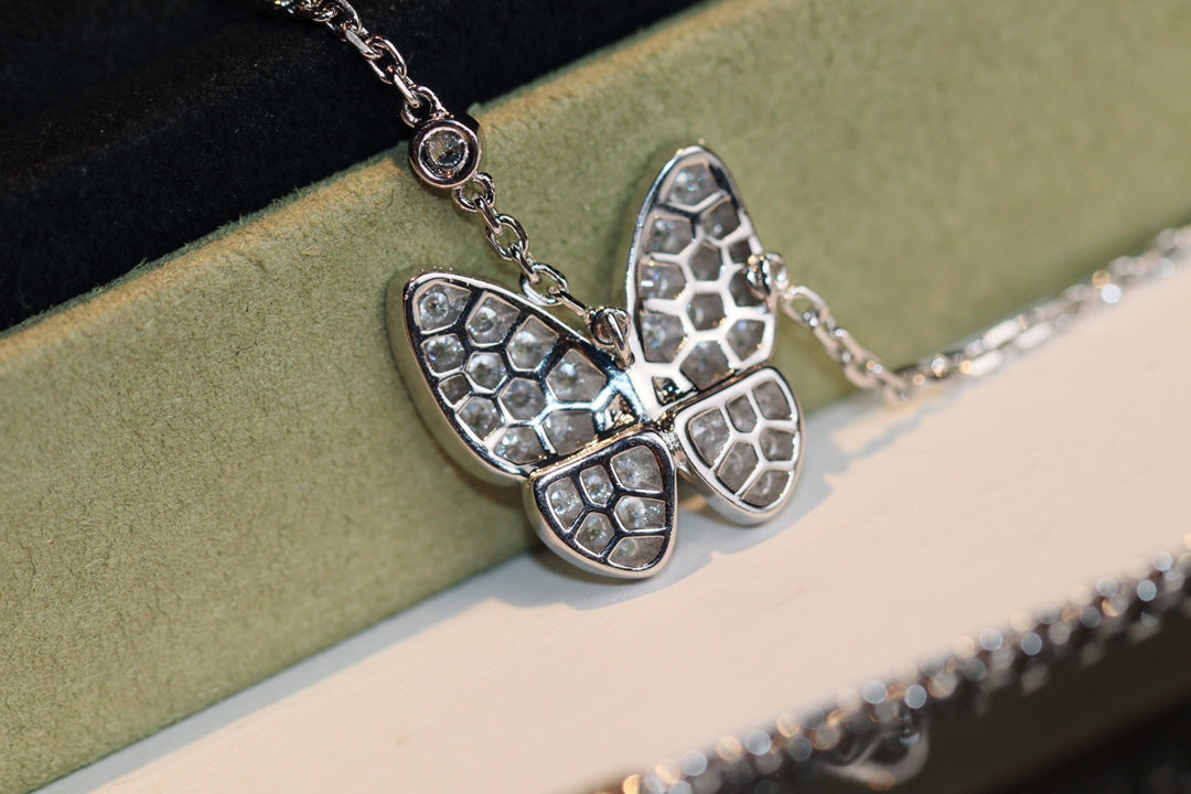 [AuraEcho Jewelry]BUTTERFLY DIAMOND NECKLACE