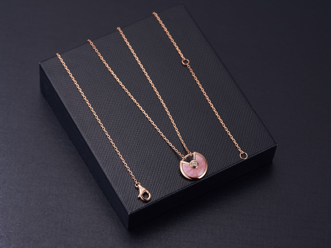 [AuraEcho Jewelry]AMULETTE ROSE GOLD PINK MOP NECKLACE