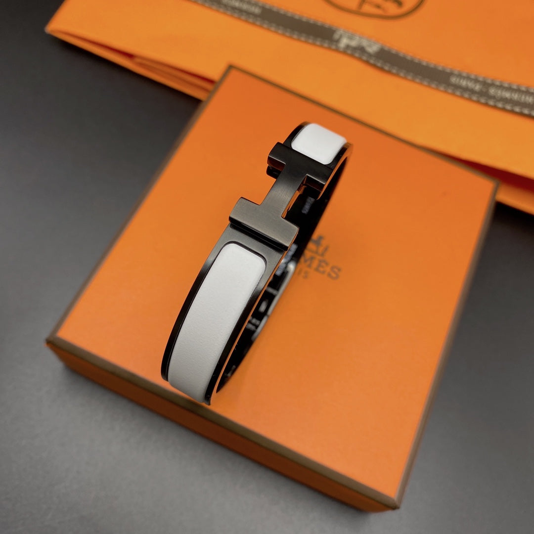 [AuraEcho Jewelry]H BRACELET 12MM BLACK WHITE CERAMIC