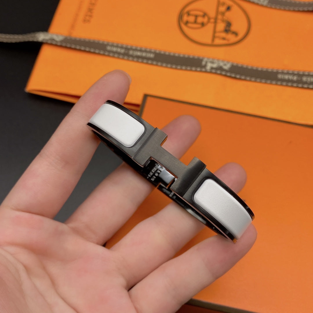 [AuraEcho Jewelry]H BRACELET 12MM BLACK WHITE CERAMIC