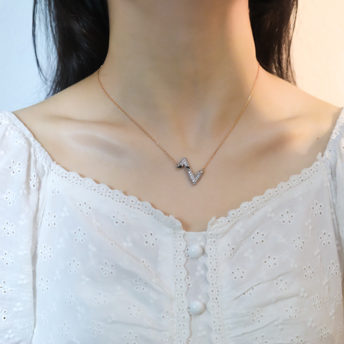 [AuraEcho Jewelry]VOLT SILVER DIAMOND PEDANT NECKLACE