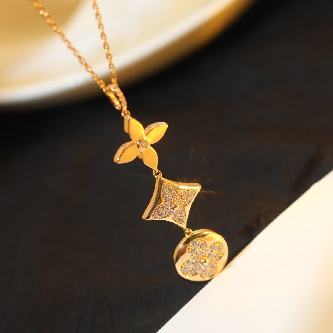 [AuraEcho Jewelry]STAR AND SUN DIAMOND PINK GOLD NECKLACE