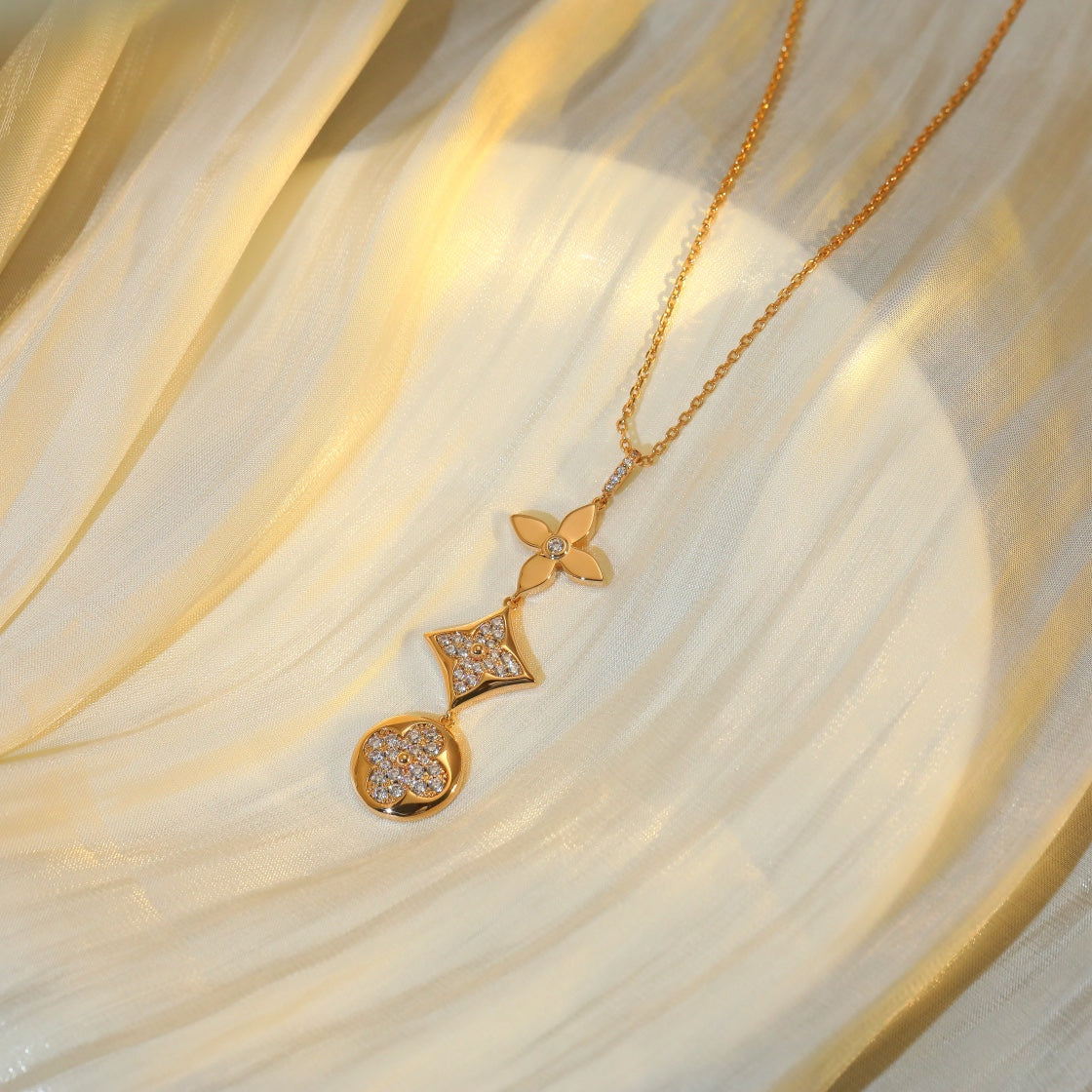 [AuraEcho Jewelry]STAR AND SUN DIAMOND PINK GOLD NECKLACE