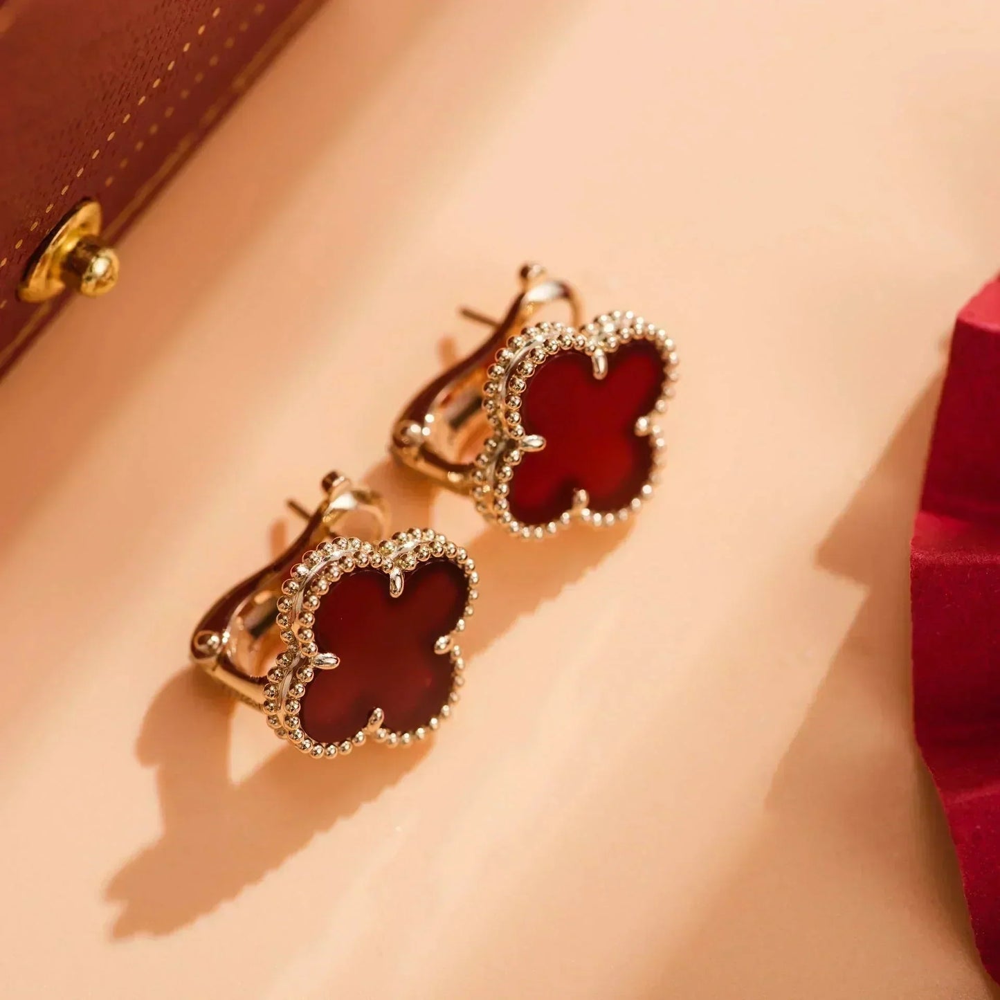 [AuraEcho Jewelry]CLOVER MEDIUM 1 MOTIFS CARNELIAN  EARRINGS